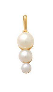 Freshwater pearl pendant
